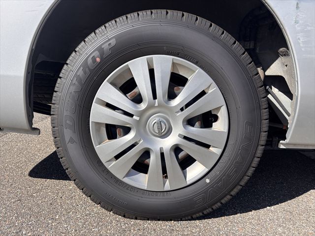 NV350キャラバン チェアキャブ リアリフト 4WD 車いす4人