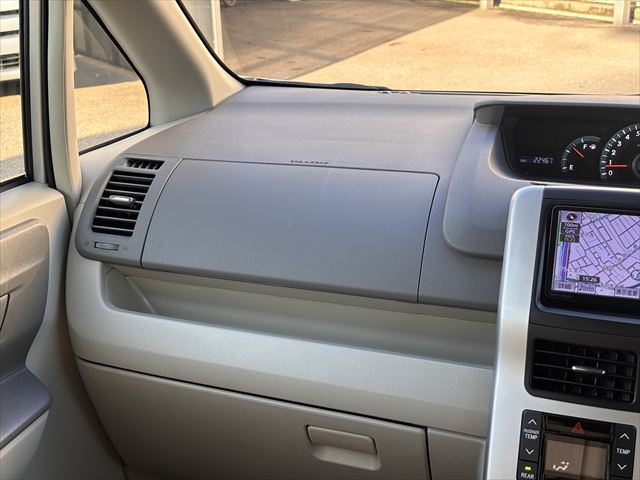 トヨタ ノア スロープ　タイプ１　４ＷＤ