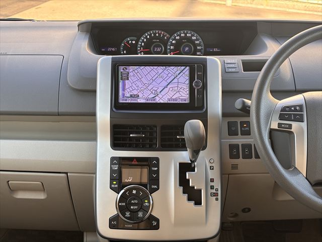 トヨタ ノア スロープ　タイプ１　４ＷＤ