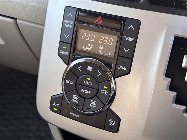 トヨタ ノア スロープ　タイプ１　４ＷＤ