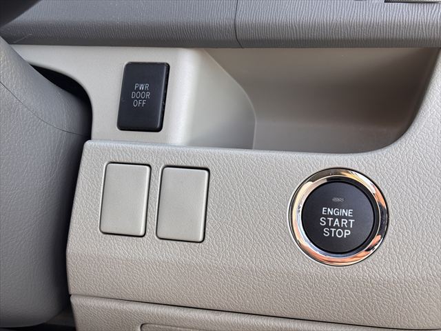 トヨタ ノア スロープ　タイプ１　４ＷＤ