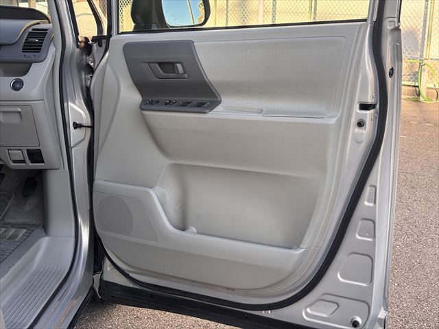 トヨタ ノア スロープ　タイプ１　４ＷＤ