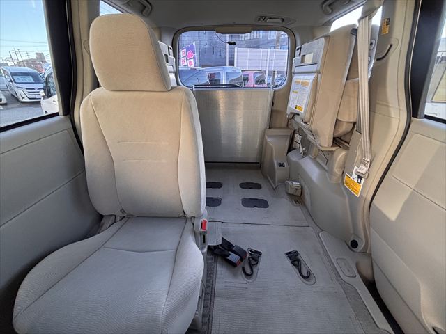 トヨタ ノア スロープ　タイプ１　４ＷＤ