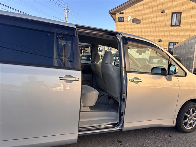 トヨタ ノア スロープ　タイプ１　４ＷＤ