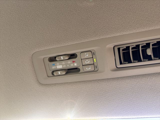 トヨタ ノア スロープ　タイプ１　４ＷＤ