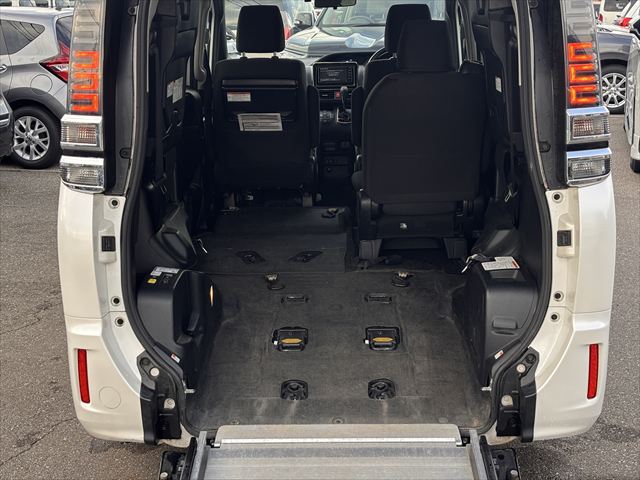 ヴォクシー スロープ タイプ1 4WD