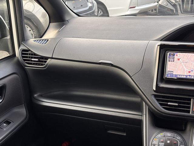 ヴォクシー スロープ タイプ1 4WD