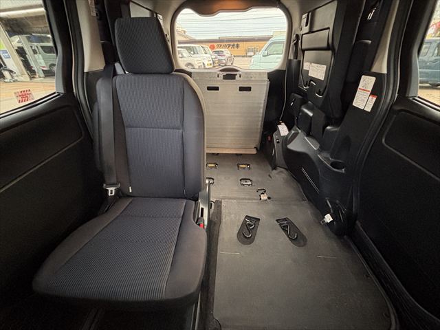 ヴォクシー スロープ タイプ1 4WD