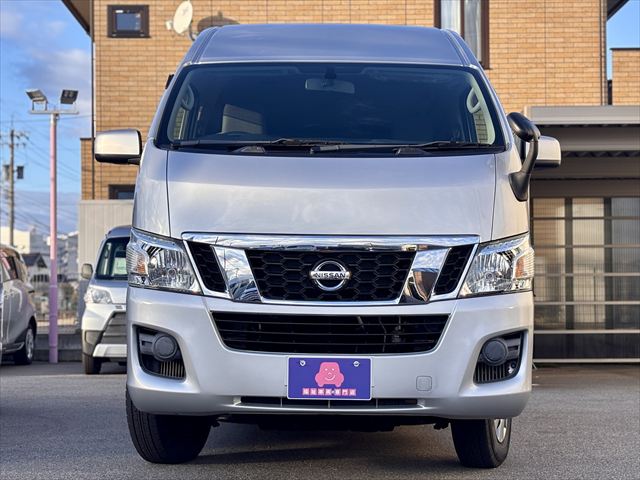 NV350キャラバン チェアキャブ リアリフト 4WD 車いす4人