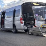 NV350キャラバン チェアキャブ リアリフト 4WD 車いす4人