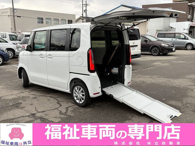N-BOX スロープ 4WD