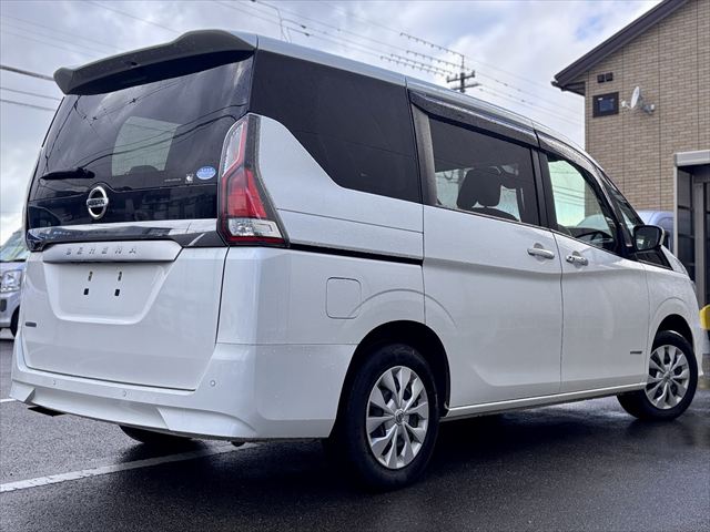 セレナ 送迎車 X 4WD