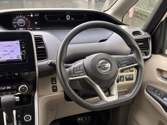 セレナ 送迎車 X 4WD