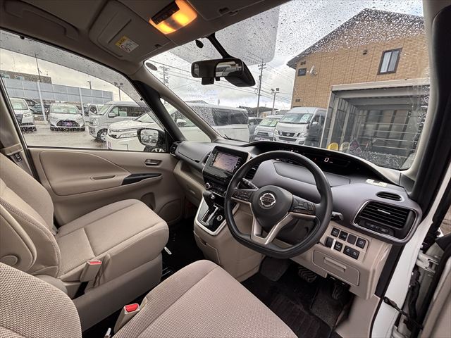 セレナ 送迎車 X 4WD