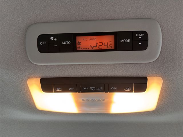 セレナ 送迎車 X 4WD