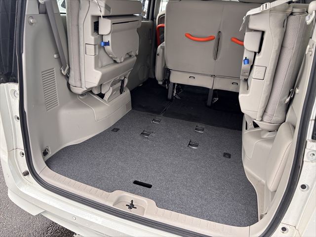 セレナ 送迎車 X 4WD