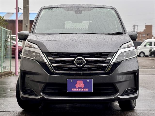 セレナ XV セカンドスライドアップシートXV 4WD