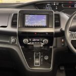 セレナ XV セカンドスライドアップシートXV 4WD