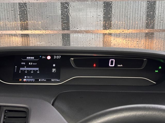 セレナ XV セカンドスライドアップシートXV 4WD