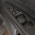 セレナ XV セカンドスライドアップシートXV 4WD