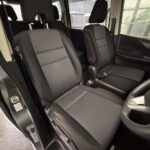 セレナ XV セカンドスライドアップシートXV 4WD