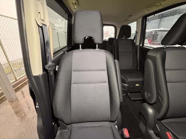 セレナ XV セカンドスライドアップシートXV 4WD