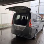 セレナ XV セカンドスライドアップシートXV 4WD