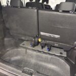 セレナ XV セカンドスライドアップシートXV 4WD