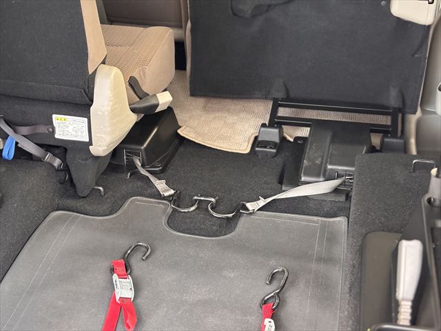 NV100 クリッパーリオチェアキャブ スロープ 4WD