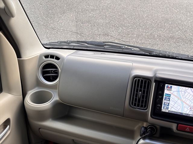 NV100 クリッパーリオチェアキャブ スロープ 4WD