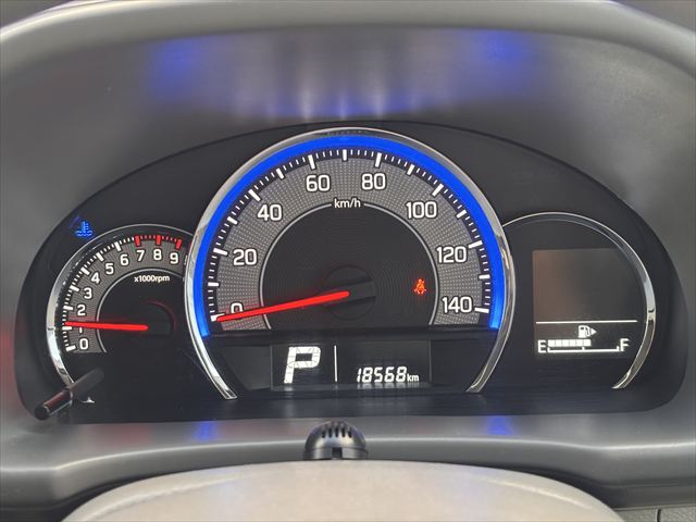 NV100 クリッパーリオチェアキャブ スロープ 4WD