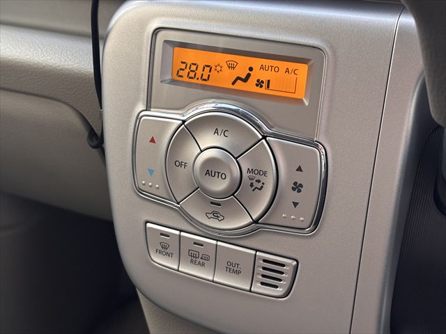 NV100 クリッパーリオチェアキャブ スロープ 4WD