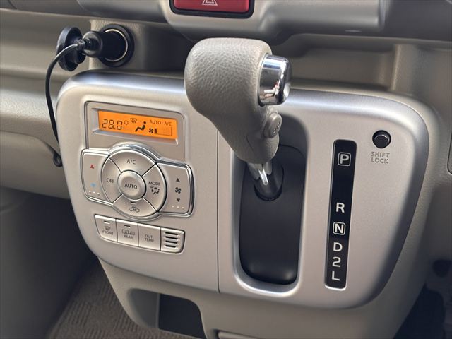 NV100 クリッパーリオチェアキャブ スロープ 4WD