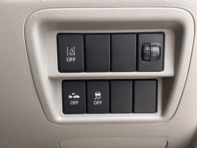 NV100 クリッパーリオチェアキャブ スロープ 4WD