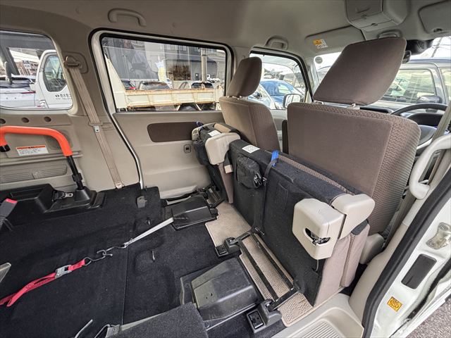 エブリイワゴン スロープ リアシート付 電動オートステップ ４ＷＤ