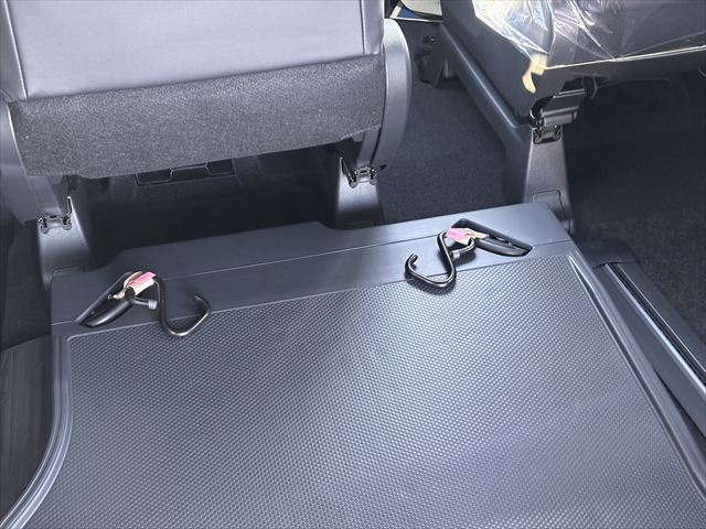 ヴォクシー S-G タイプ1 スロープ 車いす2名