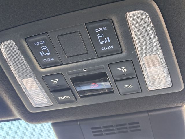 ヴォクシー S-G タイプ1 スロープ 車いす2名