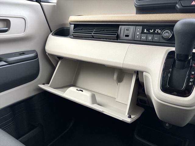 N-BOX スロープ 4WD