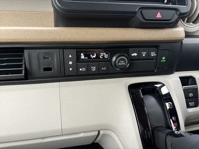 N-BOX スロープ 4WD