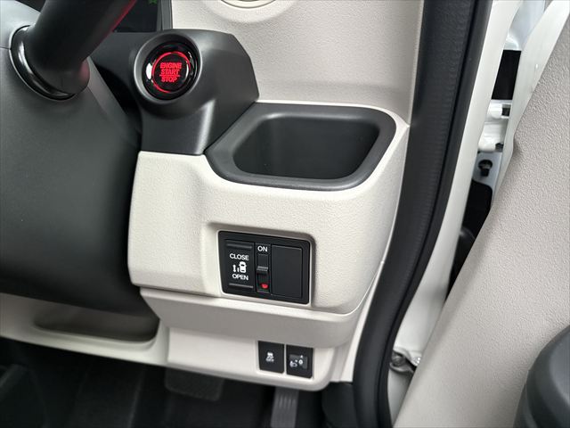 N-BOX スロープ 4WD