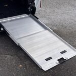 ノア Ｘ スロープ タイプ1 車いす2名 4WD