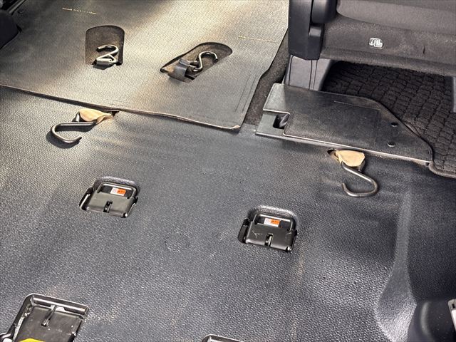 ノア Ｘ スロープ タイプ1 車いす2名 4WD