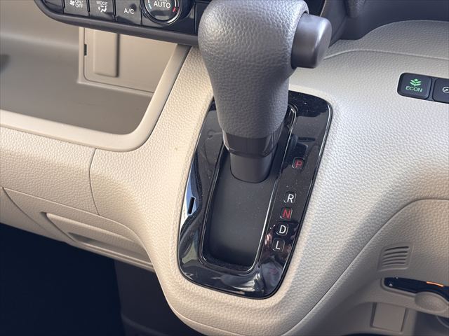 N BOX G スロープホンダセンシング 4WD