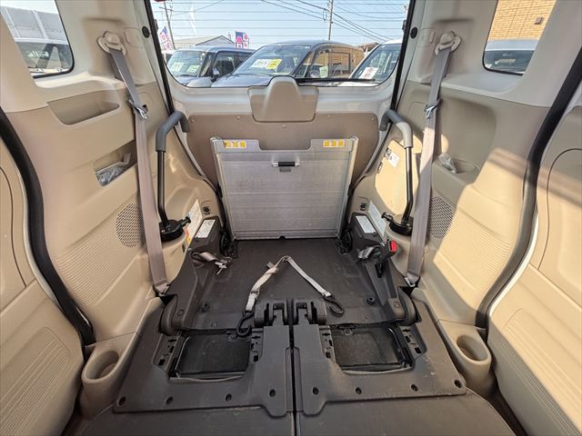 N BOX G スロープホンダセンシング 4WD