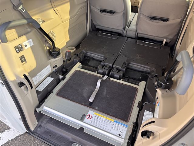 N BOX G スロープホンダセンシング 4WD