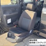 ルーミー X 4WD 助手席リフトアップ