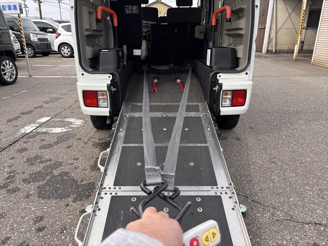 エブリイワゴン スロープ 4WD