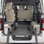 準備中 NV350キャラバン リフト 4WD