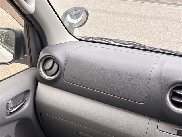 準備中 NV350キャラバン リフト 4WD