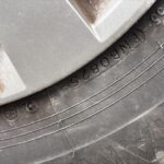 準備中 NV350キャラバン リフト 4WD